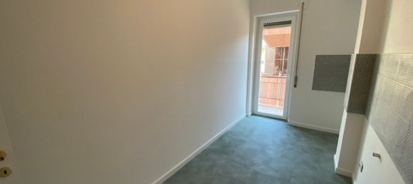 Квартира с 3 комнатами в Санремо, Италия № 182966 6