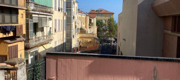 Квартира с 3 комнатами в Санремо, Италия № 182966 20