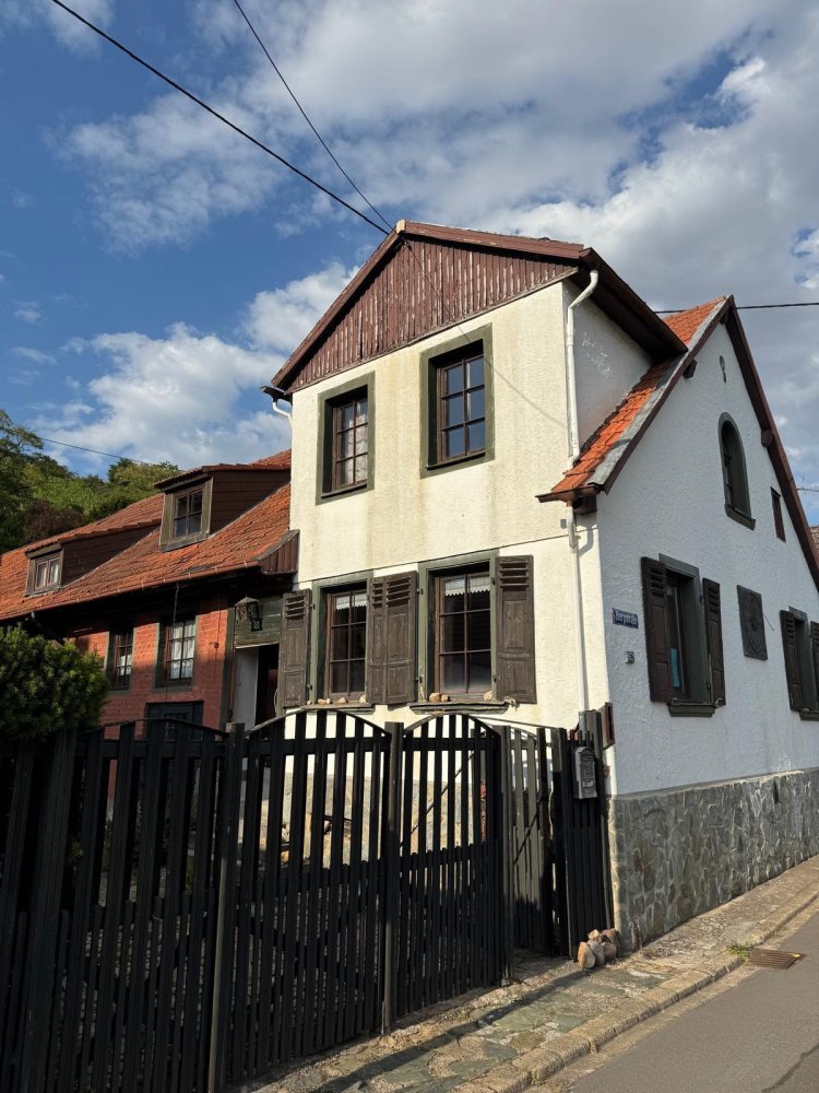 Casa de 3 dormitorios en Bad Kreuznach, Germany No. 335442