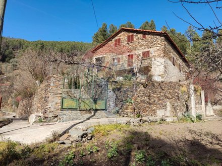 4 bedrooms Villa in Sameiro, Portugal No. 24988