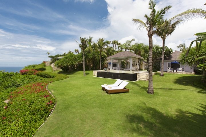 5 dormitorios villa en alquiler en South Kuta, Badung, Bali, Indonesia № 2845