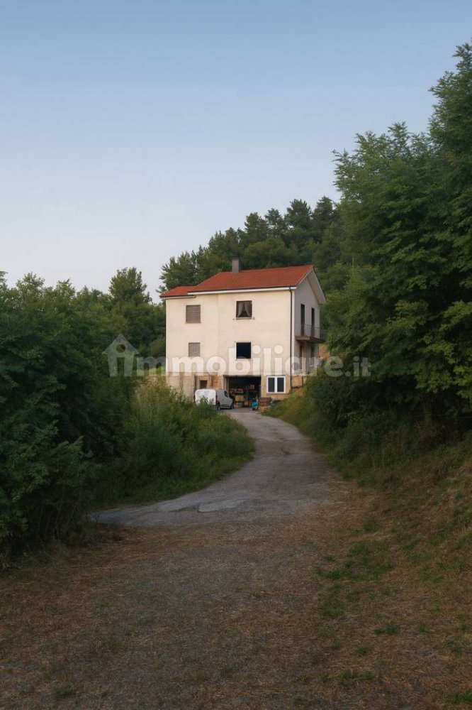 Villa de 6 dormitorios en Vezzano Ligure, Italy No. 256455