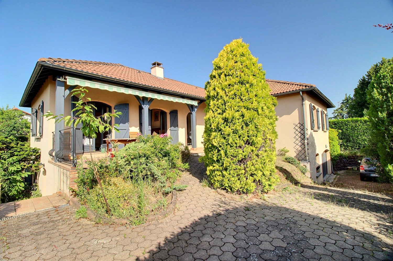 6-salle Maison à Aubière, France No. 328508