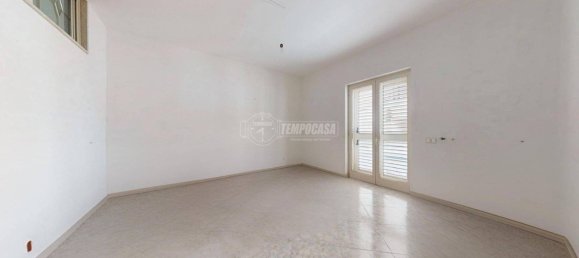 4 Schlafzimmer Haus in Casamassima, Italy, Nr. 140461 25