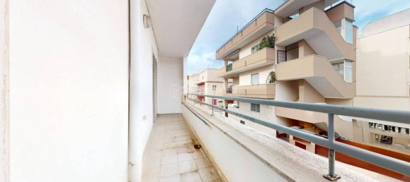 4 Schlafzimmer Haus in Casamassima, Italy, Nr. 140461 24