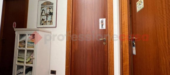 3 غرف نوم فيلا في Taranto, Italy رقم 34608 12