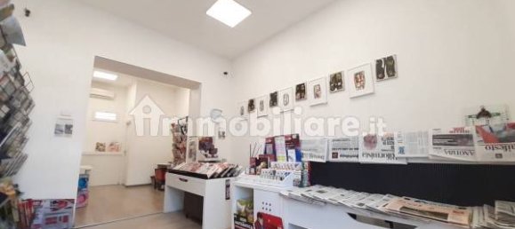 1-salle Propriété commerciale à Rome, Italy No. 313440 8