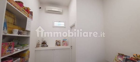 1-salle Propriété commerciale à Rome, Italy No. 313440 9