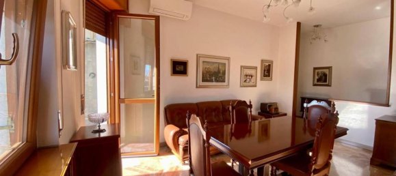 3-salle Appartement à Villasanta, Italy No. 35399 7