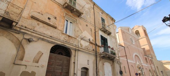 4 bedrooms Apartment in Ortona, Italy No. 273339 3