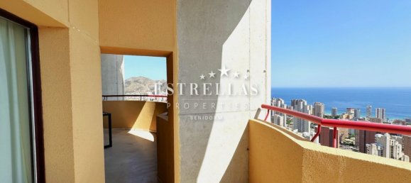 Пентхаус с 3 спальнями в Бенидорм, Испания № 155205 4