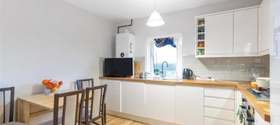 2 bedrooms Maisonette in London, United Kingdom No. 3591 4