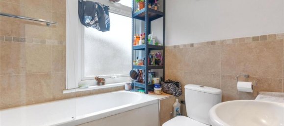 2 bedrooms Maisonette in London, United Kingdom No. 3591 5