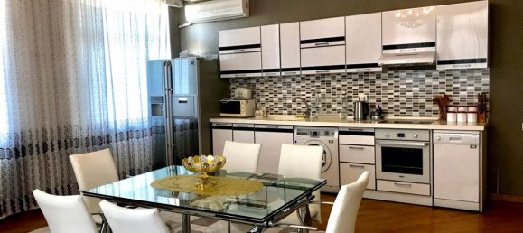 Apartamento de 3 dormitorios en Nasimi, Azerbaijan No. 2174 27