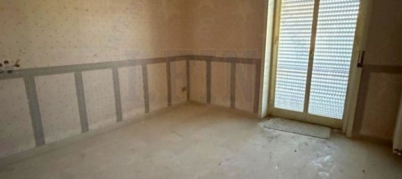 5-salle Appartement à Augusta, Italy No. 299575 9