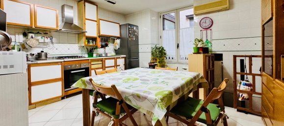 4 rooms Duplex in Naples, Italy No. 31521 11
