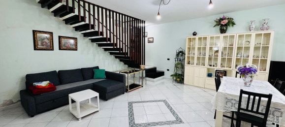 4 rooms Duplex in Naples, Italy No. 31521 6