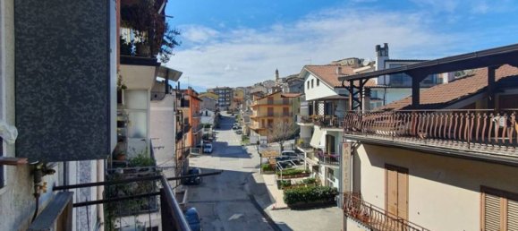 Дуплекс с 5 комнатами в Сенизе, Италия № 31899 3