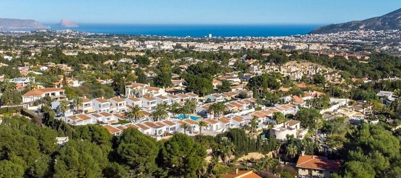 Casa de 3 dormitorios en La Nucia, Spain No. 4539 2