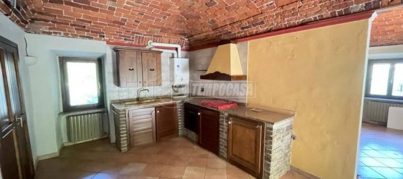 2 chambres Maison à Pont Canavese, Italy No. 209053 4