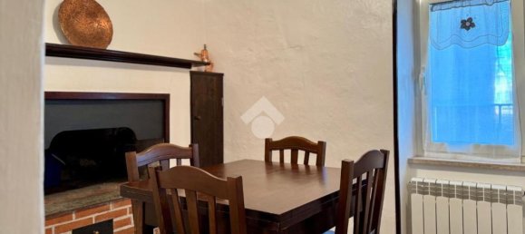 3 rooms Apartment in Caprarola, Italy No. 271184 4