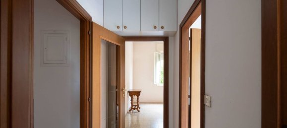 3 bedrooms Apartment in Reggio Emilia, Italy No. 354360 15