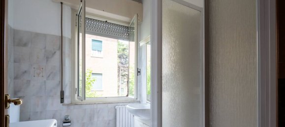 3 bedrooms Apartment in Reggio Emilia, Italy No. 354360 20