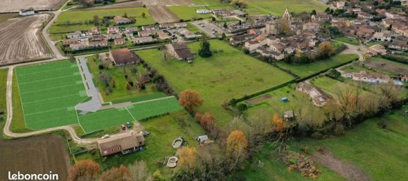 821m² Land in Le Burgaud, France No. 112478 2