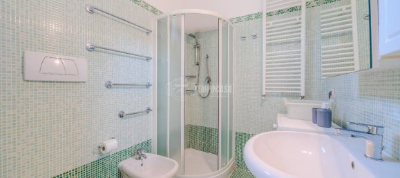 3 rooms Apartment in Rimini, Italy No. 33607 9