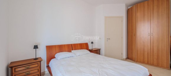 3 rooms Apartment in Rimini, Italy No. 33607 3