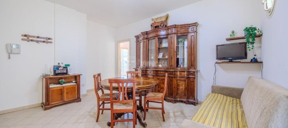 3 rooms Apartment in Rimini, Italy No. 33607 20