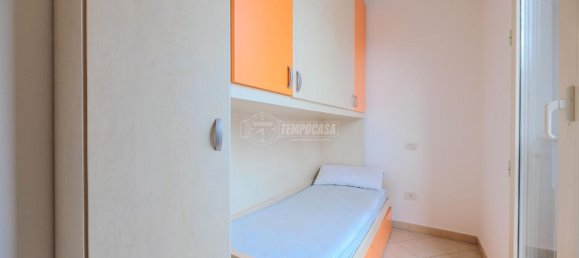 3 rooms Apartment in Rimini, Italy No. 33607 7