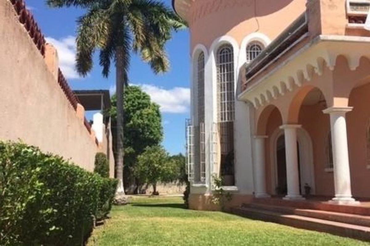 Casa de 5 dormitorios en Yucatán, Mexico No. 189809