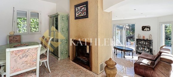 4 bedrooms Villa in Bourgoin-Jallieu, France No. 302356 7