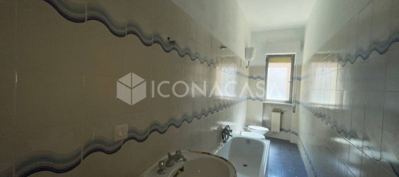 Apartamento de 4 dormitorios en Bari, Italy No. 353231 15