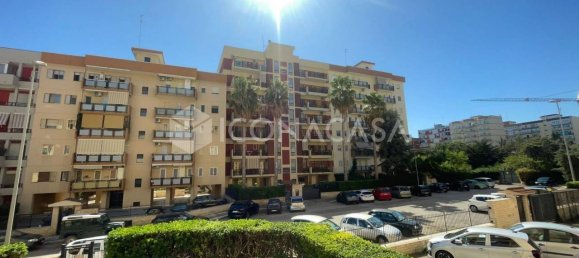 Apartamento de 4 dormitorios en Bari, Italy No. 353231 8