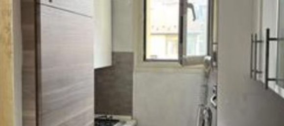 2-salle Appartement à Turin, Italy No. 50533 8