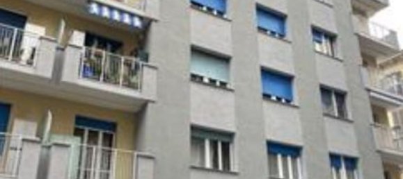 2-salle Appartement à Turin, Italy No. 50533 23