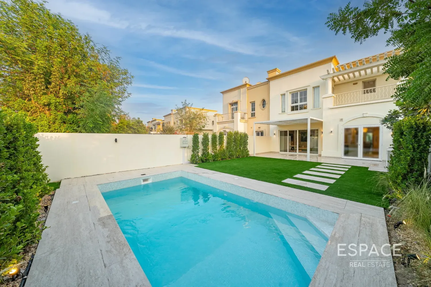 Villa de 3 dormitorios en Dubai, UAE No. 105862