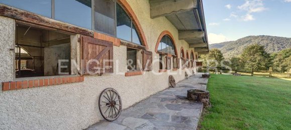 5 bedrooms House in Sormano, Italy No. 127846 5