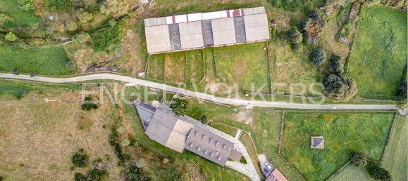 5 bedrooms House in Sormano, Italy No. 127846 30