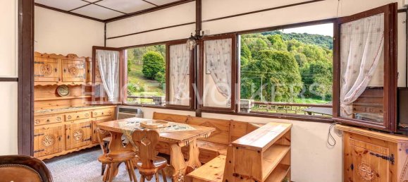 5 bedrooms House in Sormano, Italy No. 127846 15