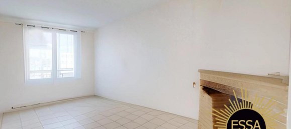 3 bedrooms House in Viroflay, France No. 327522 3