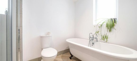 5 Schlafzimmer Haus in Wembley, United Kingdom, Nr. 12183 7