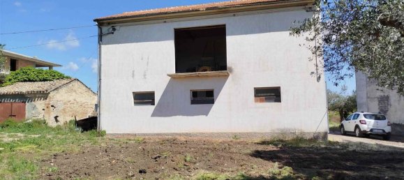 Casa de 2 habitaciónes en Scerni, Italy No. 223761 23