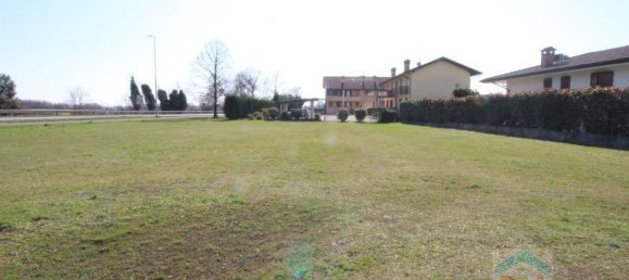 Terreno en Udine, Italy 1560 m² No. 64019 4