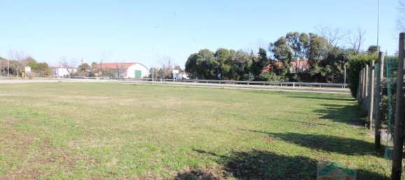 Terreno en Udine, Italy 1560 m² No. 64019 22