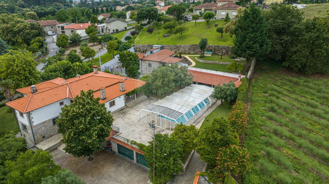 4 bedrooms House in Dornelas, Portugal No. 30649