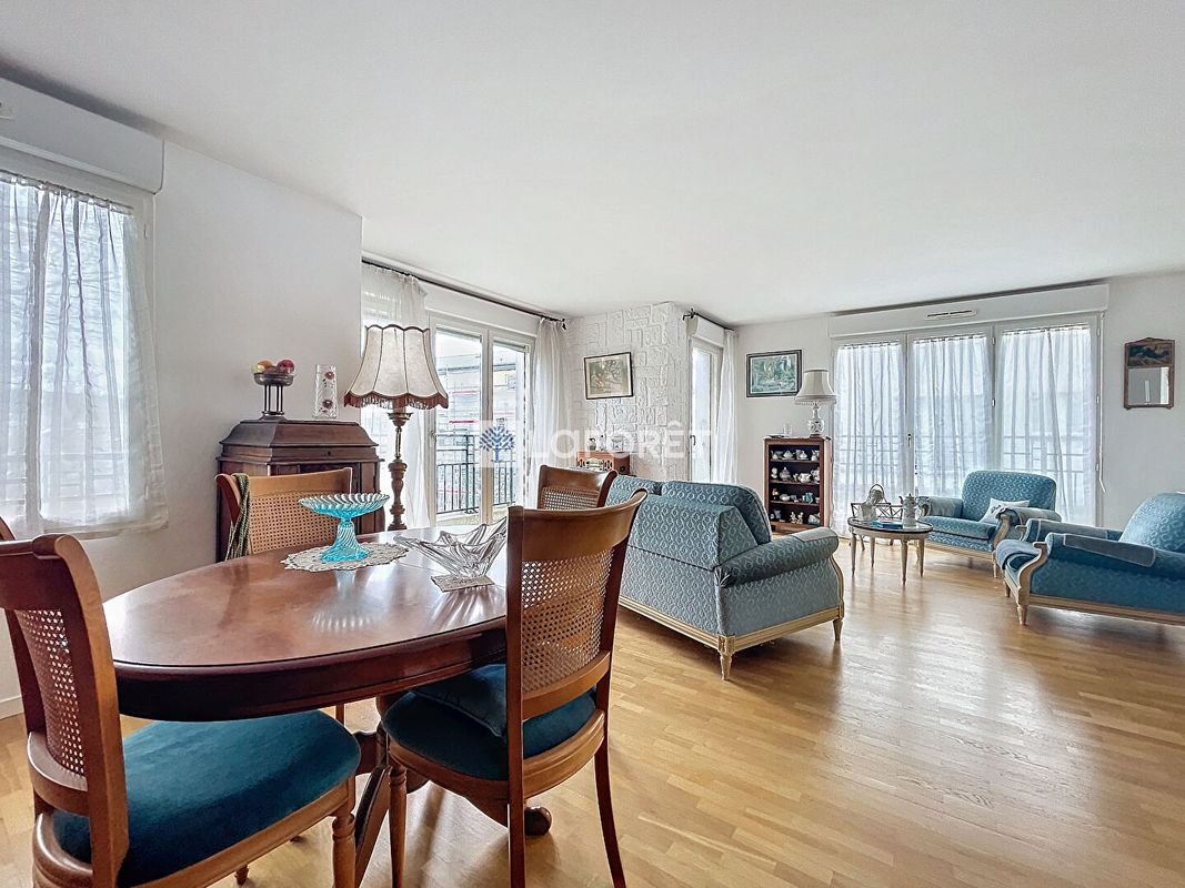 3 Schlafzimmer Wohnung in Saint-Cyr-l'Ecole, France, Nr. 138315