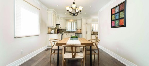 5 bedrooms House in Mississauga, Canada No. 449 12